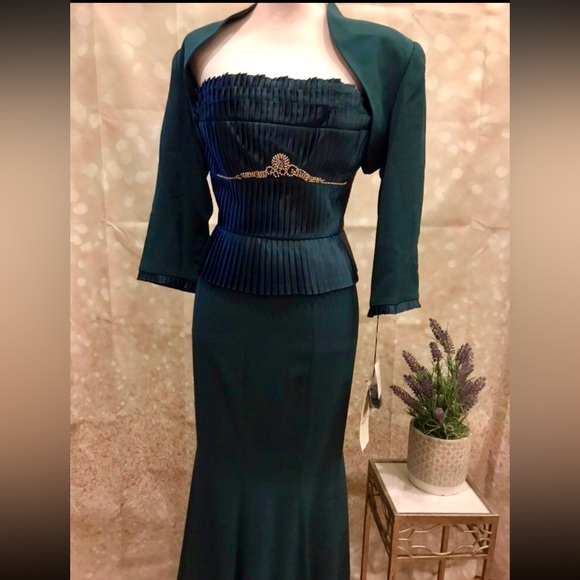 Designer Emerald Dress & Blazer XS - Picture 7 of 16